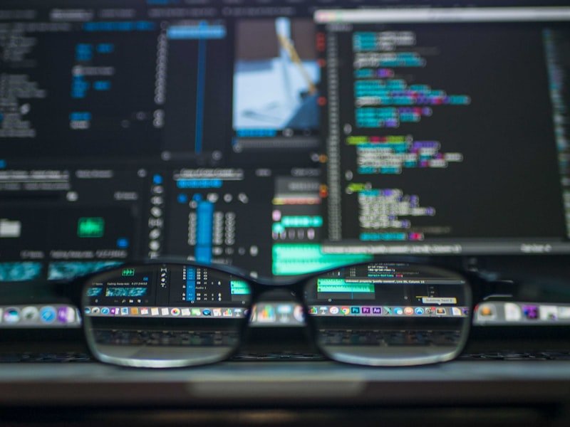 Microservices vs Monoliths